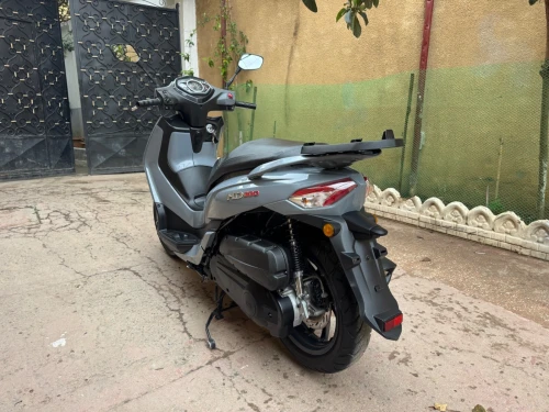 ´ Sym HD300 2025