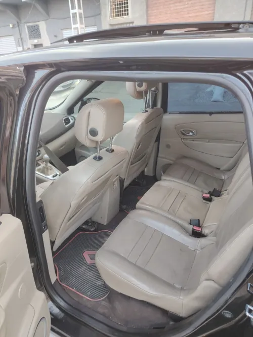 Renault Scenic Conquest 2012 
