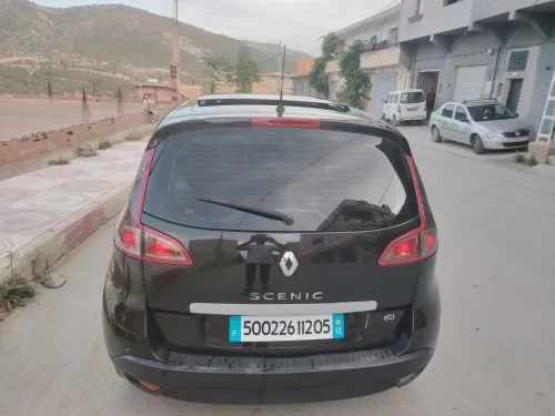 Renault Scenic Conquest 2012 