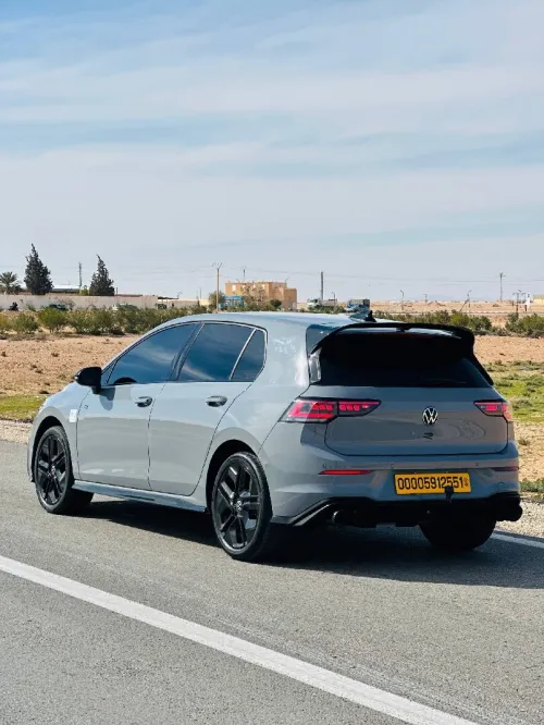 Volkswagen Golf 8 2025 R-Line