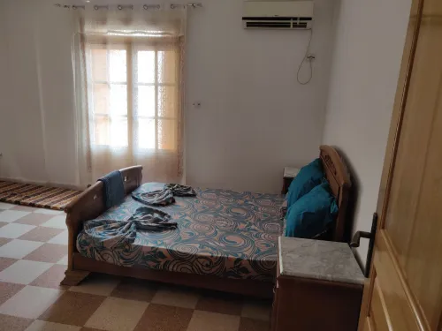 Location vacances Niveau De Villa F2 Alger Birkhadem
