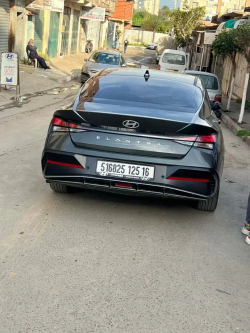 Hyundai Elantra 2025 full option