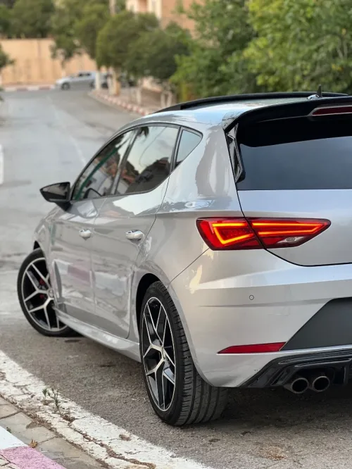 Seat Leon 2018 Beats