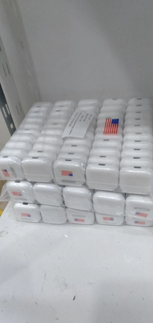 Airpods 4 en gros/Jamla (avec la garantie/super qualité))