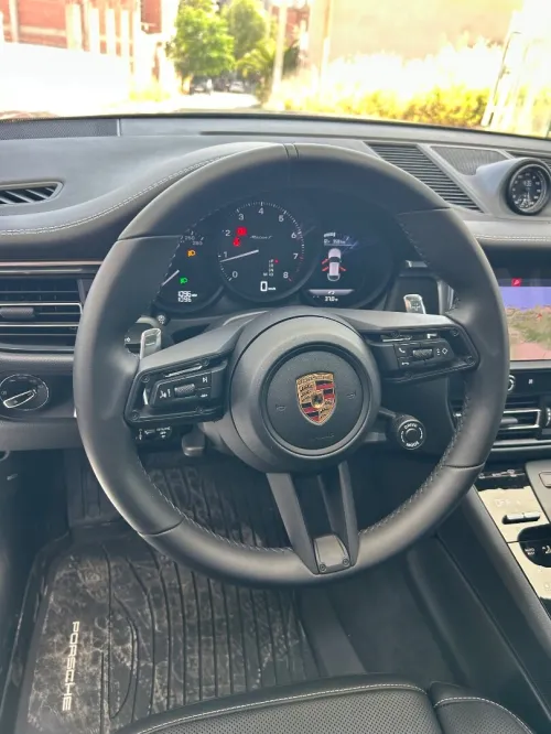 Porsche MACAN T 2026 Full