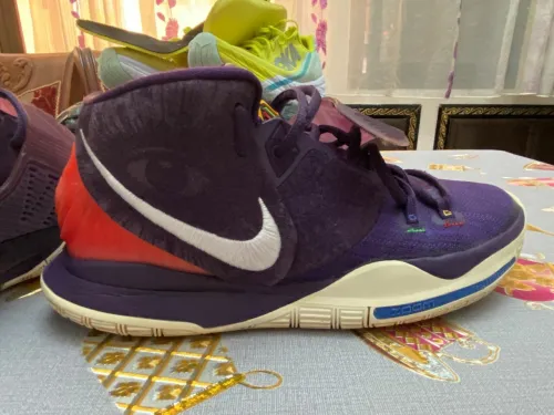 Nike kyrie irving hoka