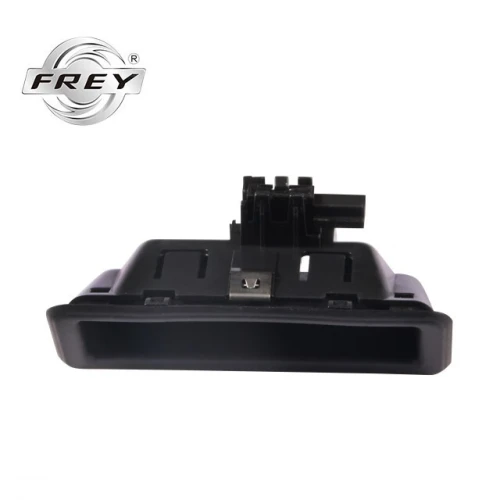 POIGNE OUVERTURE MALE   BMW E90