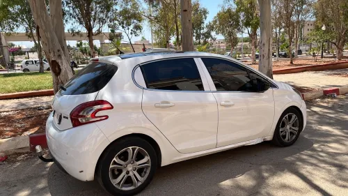 Peugeot 208 2013 Allure