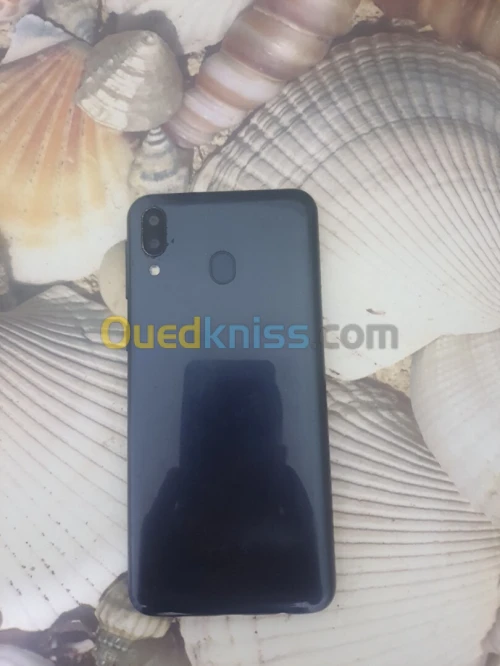 Samsung Galaxy m20