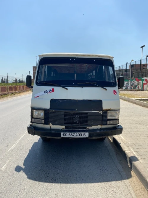 Peugot Karsan j9 2000
