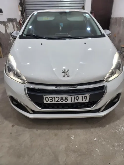 Peugeot 208 2019 Active Facelift