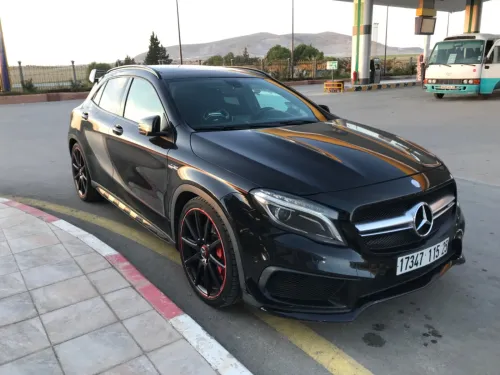 Mercedes GLA 2015 45 AMG