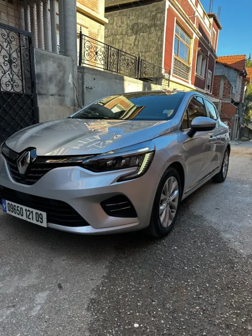 Renault clio 5 2021 intense