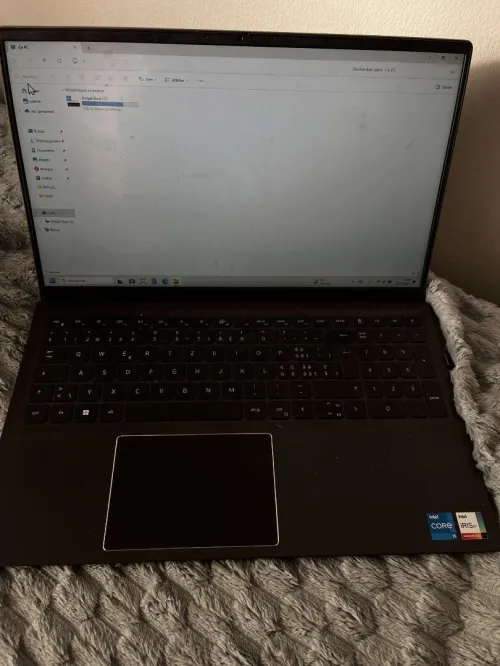 Pc portable vostro 15 5510 ..i5 11 em generation ram 16 gb 