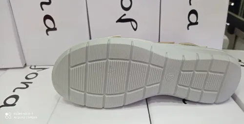 SANDALE FEMME ORTHOPÉDIQUE 2025