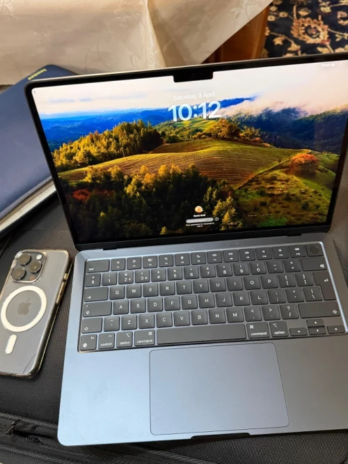 MacBook M5 air 13 inch