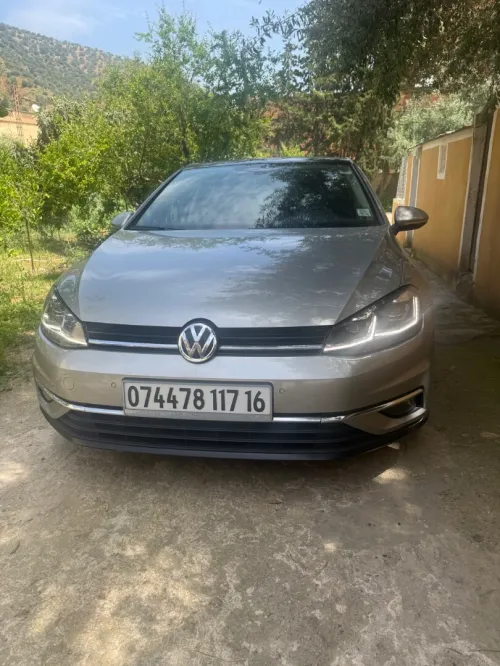 Volkswagen Golf 7 2017 Carat +