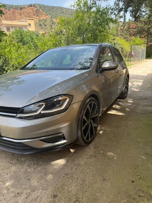 Volkswagen Golf 7 2017 Carat +