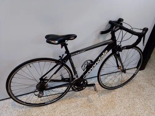 Vélo de cours Cannondale synapse (Size 48)