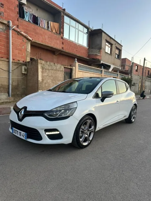 Renault Clio 4 2015 GT Line +