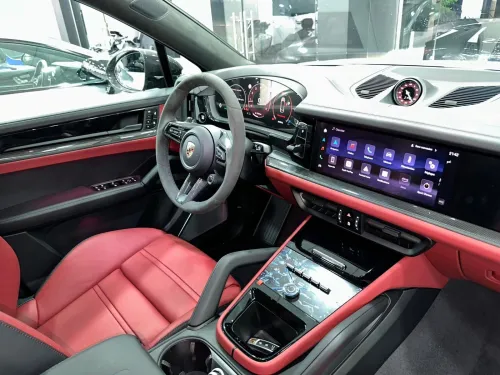Porsche Cayanne GTS 2025 GTS v8