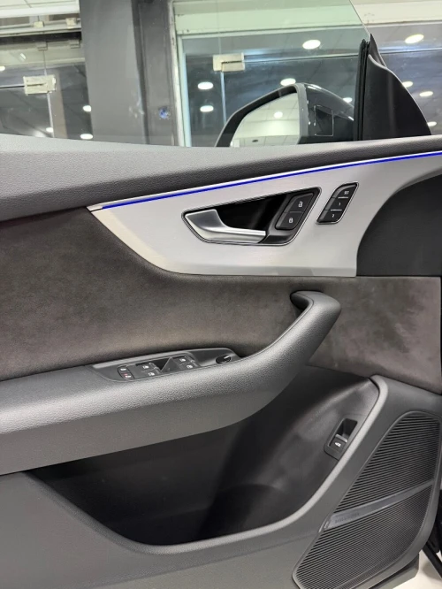 Audi Q8 2019 Q8