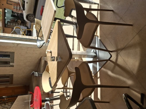 Tables et chaises
