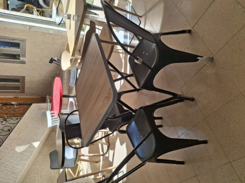 Tables et chaises