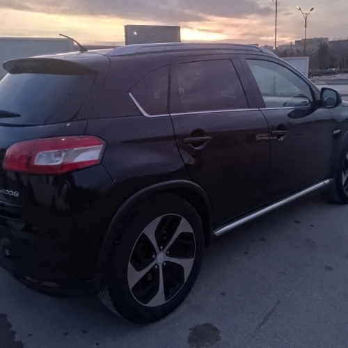 Peugeot 4008 2015 4008