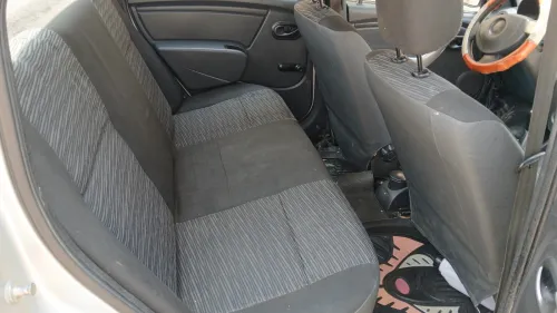 Dacia Logan 2010 Base clim
