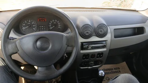 Dacia Logan 2010 Base clim