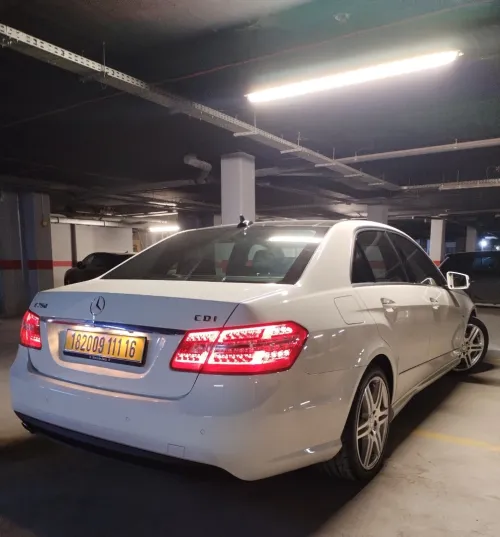 Mercedes Classe E 2011 AVANTGARDE Pack AMG