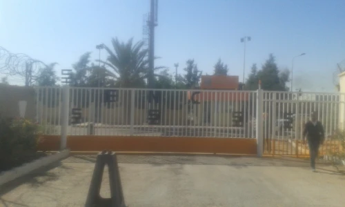 Porte automatique et rideaux électriques 