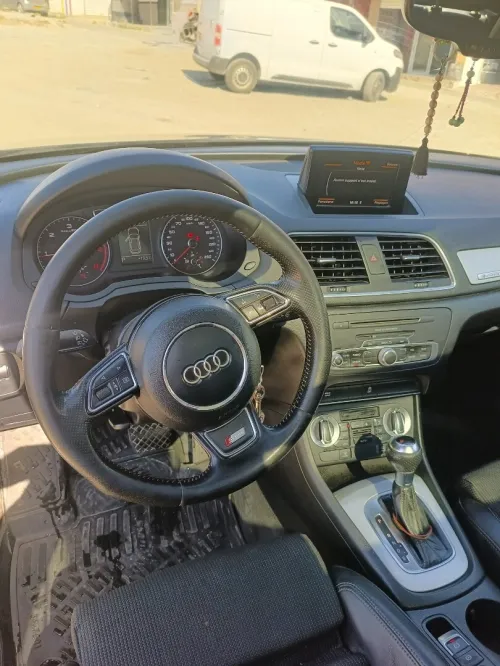 Audi Q3 2015 S line