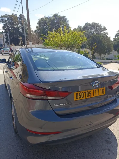 Hyundai Elantra 2017 Elantra