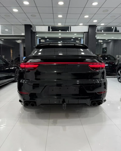 Porsche Cayenne coupé 2023 GTS