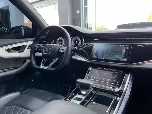 Audi Q8 2019 SLINE