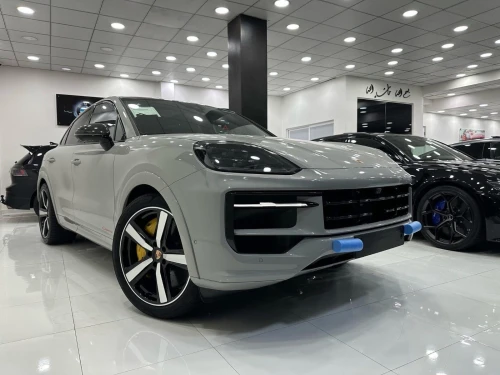 Porsche Cayenne 2025 Coupé ful carbon
