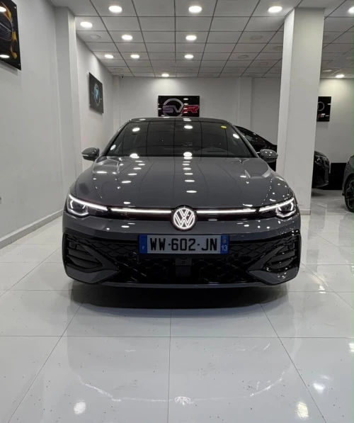 Volkswagen Golf 8 2025 Pro R-line
