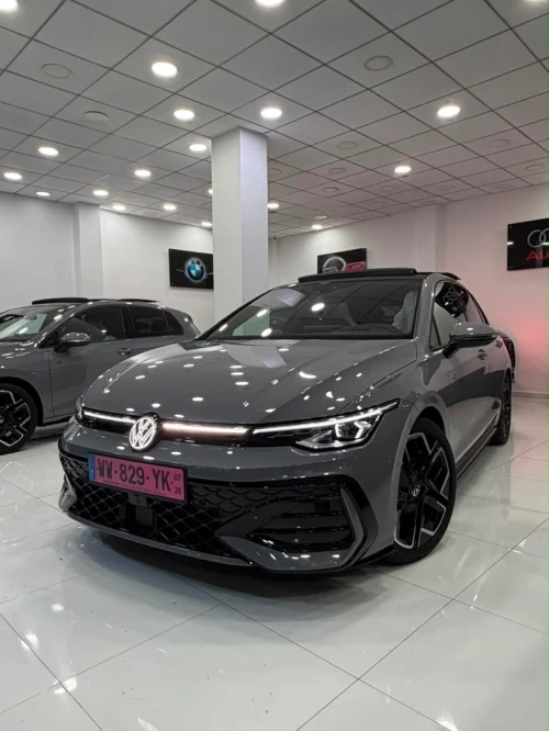 Volkswagen Golf 8 2025 Pro R-line