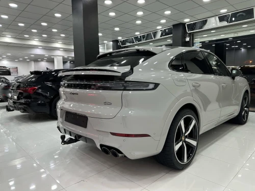 Porsche Cayenne 2025 Coupé ful carbon