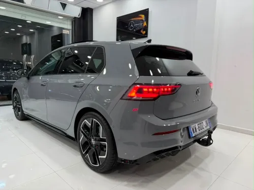 Volkswagen Golf 8 2025 Pro R-line