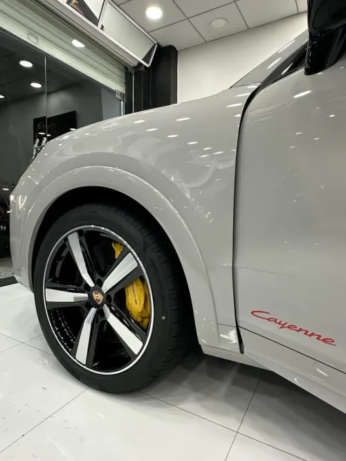 Porsche Cayenne 2025 Coupé ful carbon