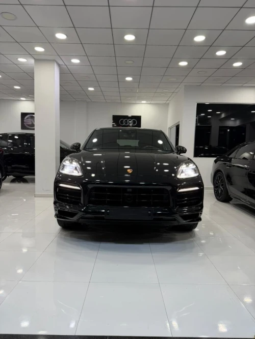 Porsche Cayenne coupé 2023 GTS