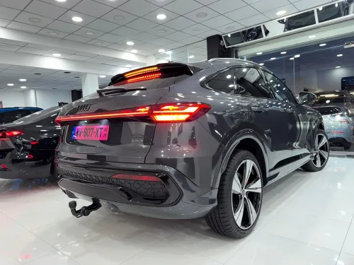 Audi Q5 2026 SLINE