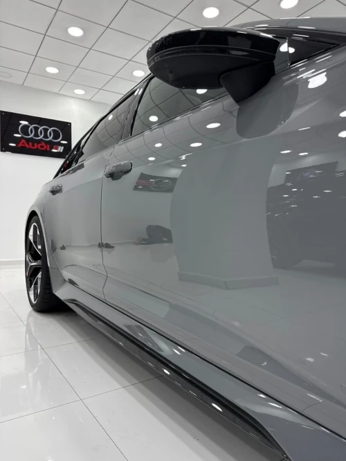 Audi RS6 Avante  2025 Performance