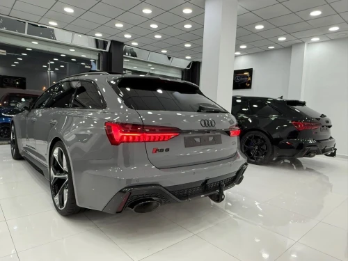 Audi RS6 Avante  2025 Performance