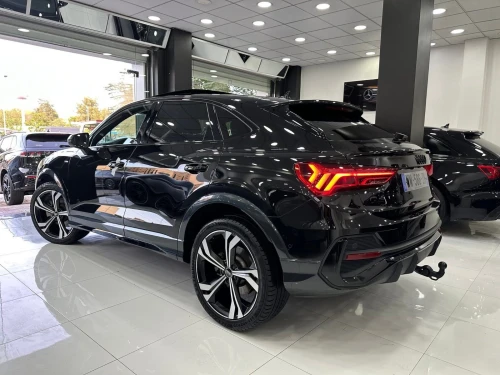 Audi Q3 2024 SLINE black édition