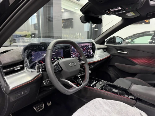 Audi Q3 2026 SLINE