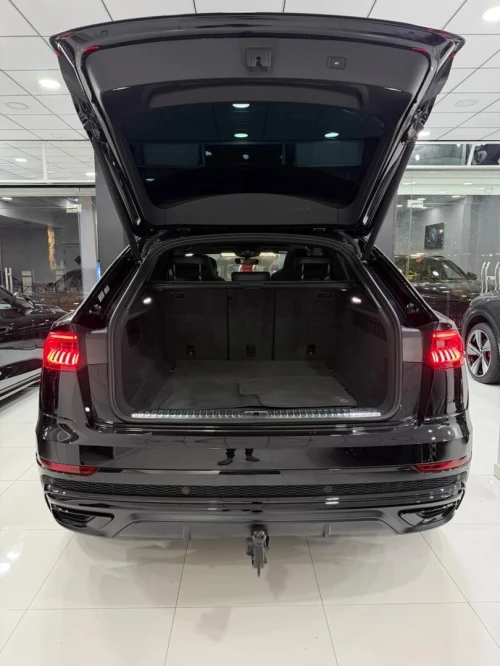 Audi Q8 2019 SLINE